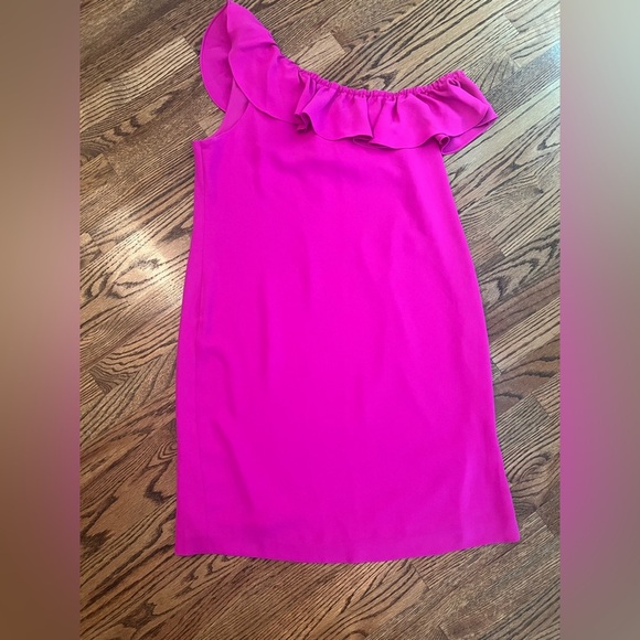 Trina Turk Wright One-Shoulder Sheath Dress – Fuchsia – Size 14 - Picture 7 of 9